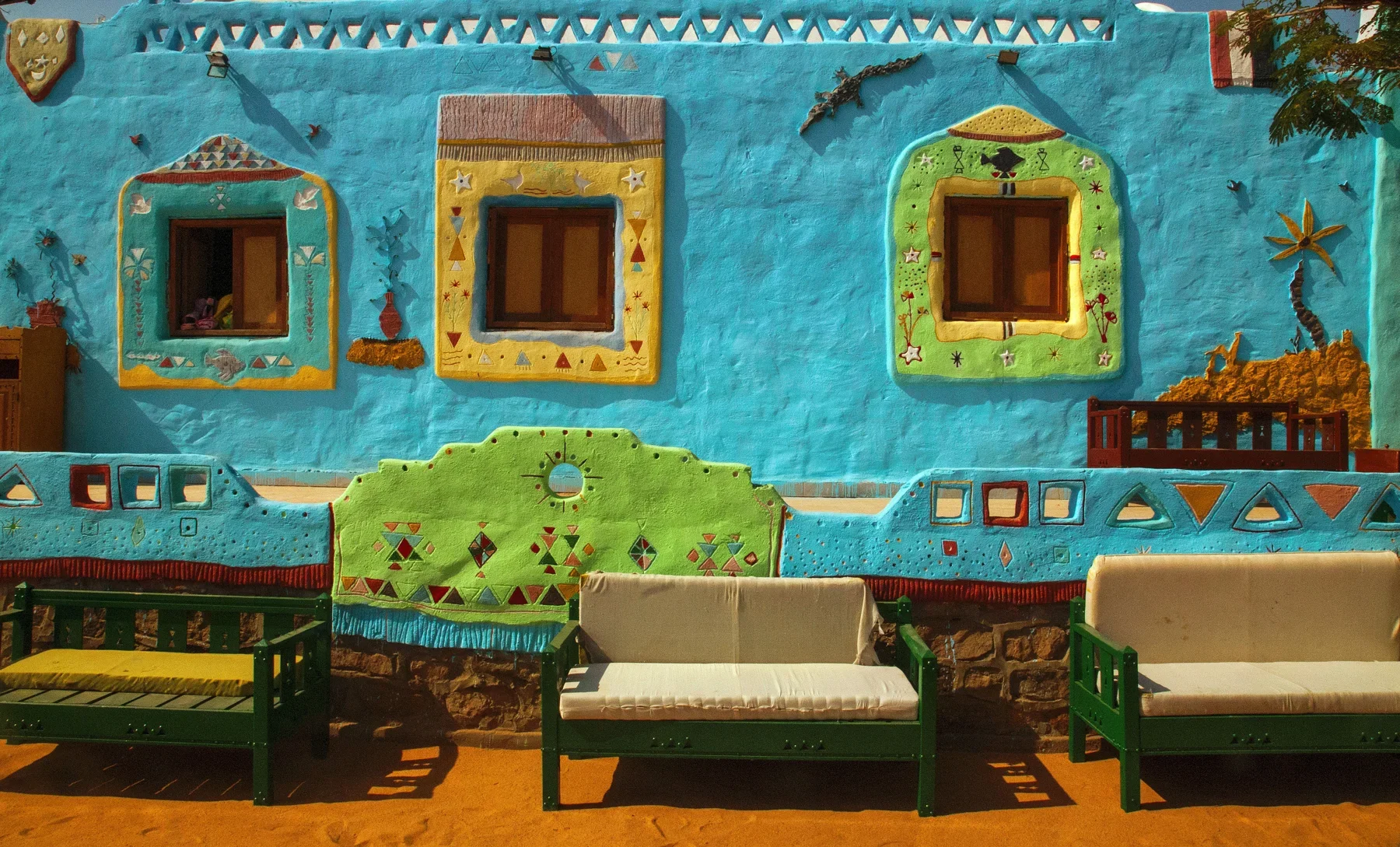 A painted Nubian house in Aswan; documentary architecture, not a confirmed host.